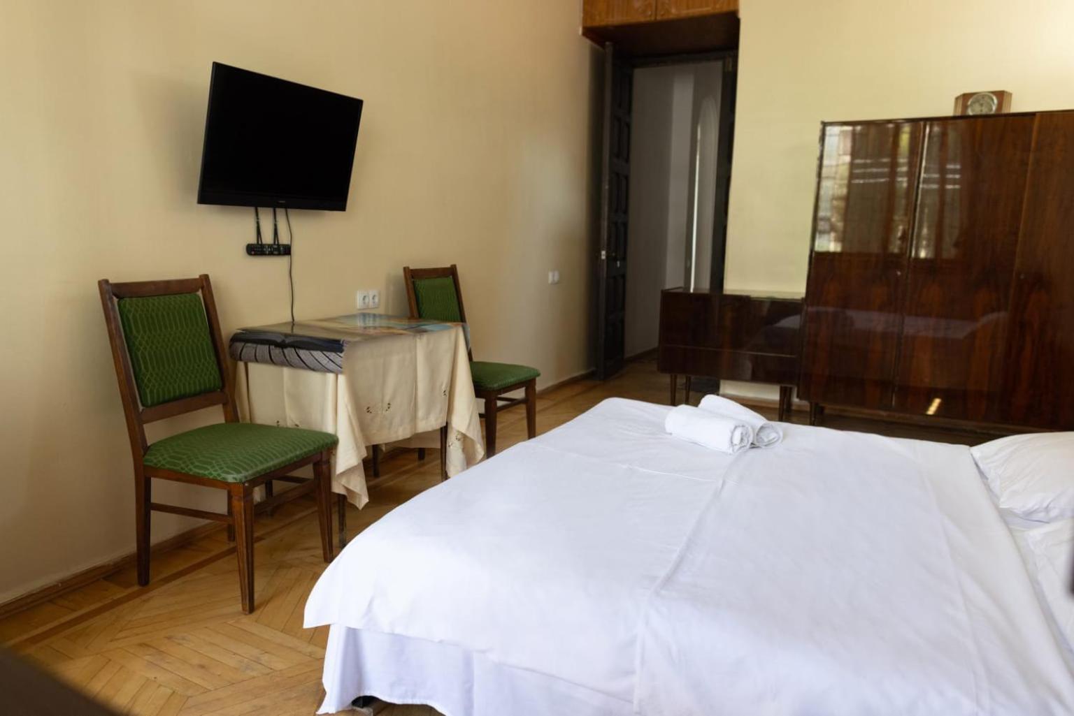 Wine House Hotel Tbilisi Luaran gambar