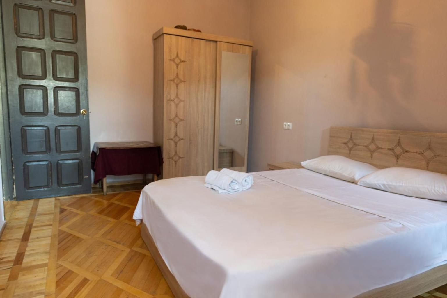 Wine House Hotel Tbilisi Luaran gambar