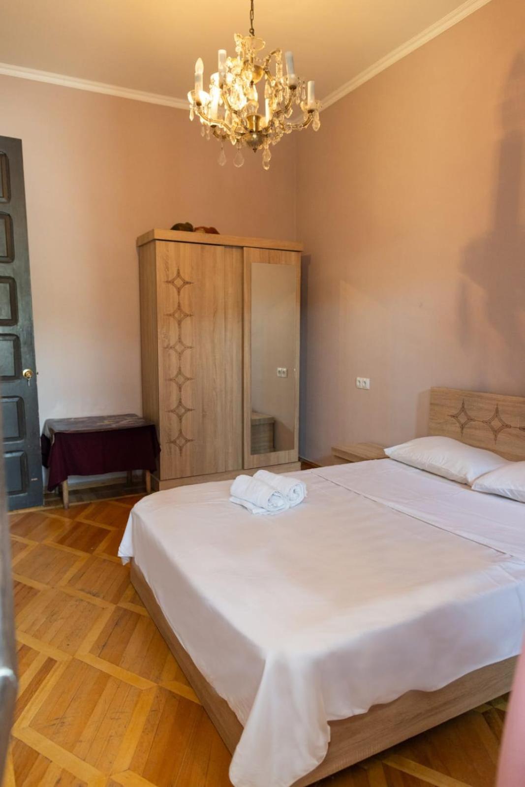 Wine House Hotel Tbilisi Luaran gambar